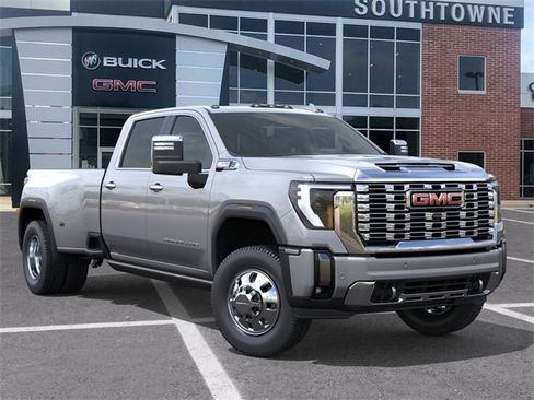 New 2026 GMC Sierra 3500 Denali w/ Denali Reserve Package image 7
