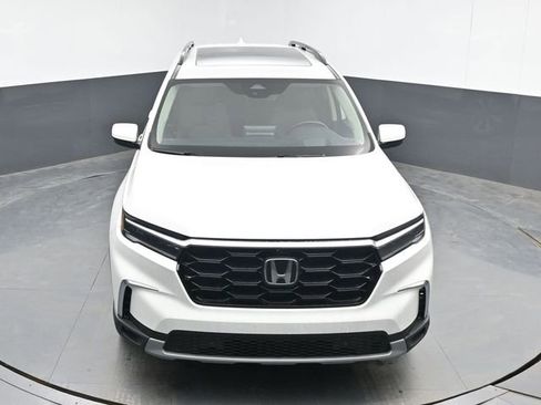 Used 2024 Honda Pilot Elite image 14