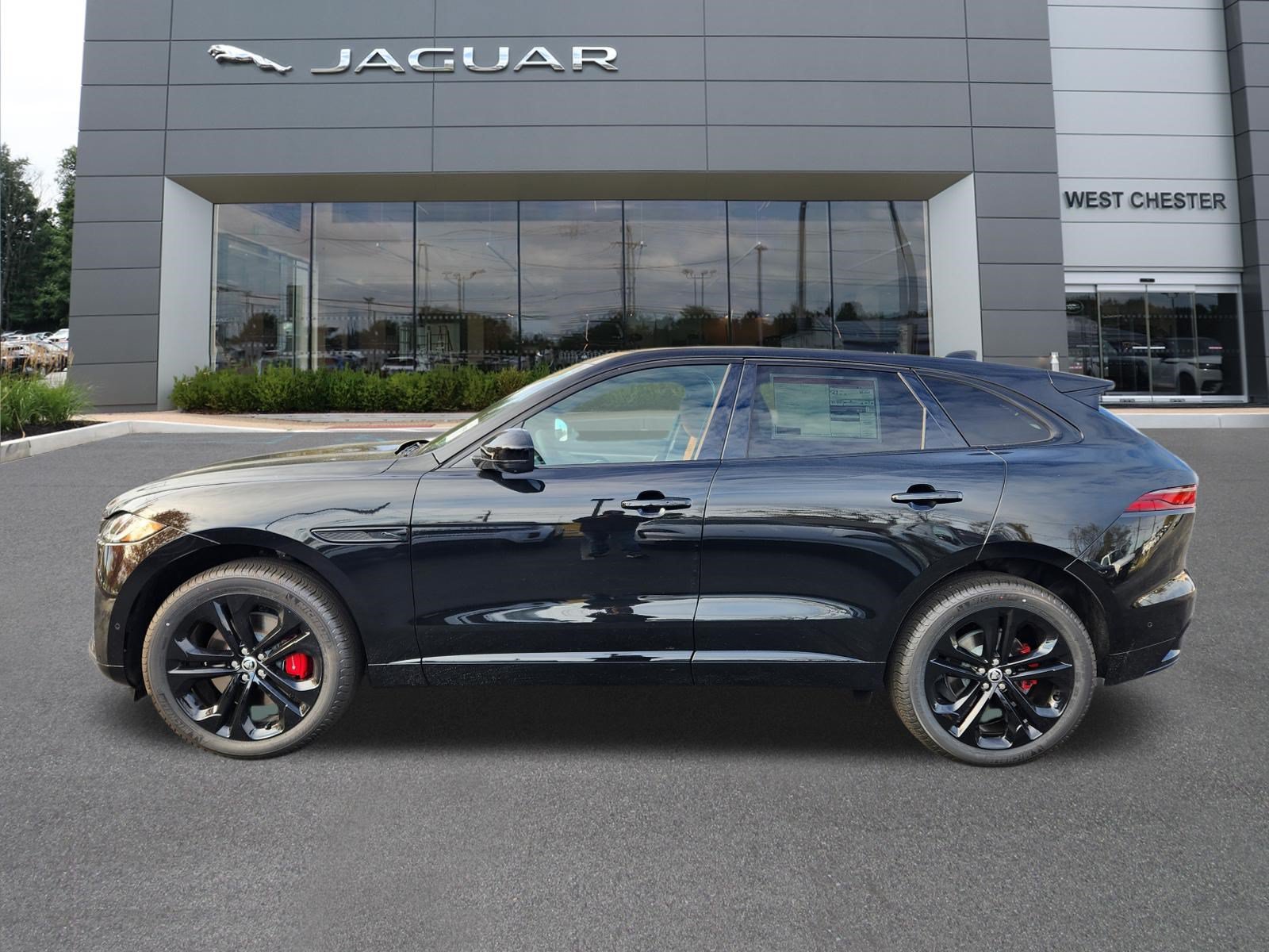 New 2026 Jaguar F-PACE R-Dynamic S AWD/4WD image 5