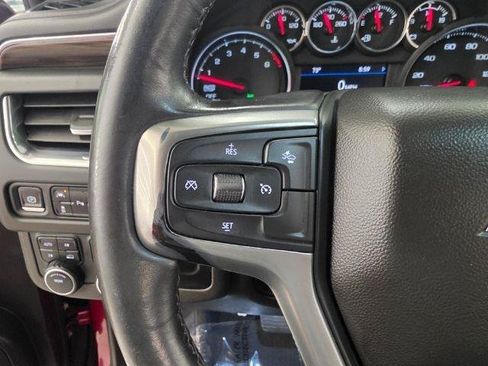Used 2022 Chevrolet Suburban LS w/ Driver Alert Package AWD/4WD image 12