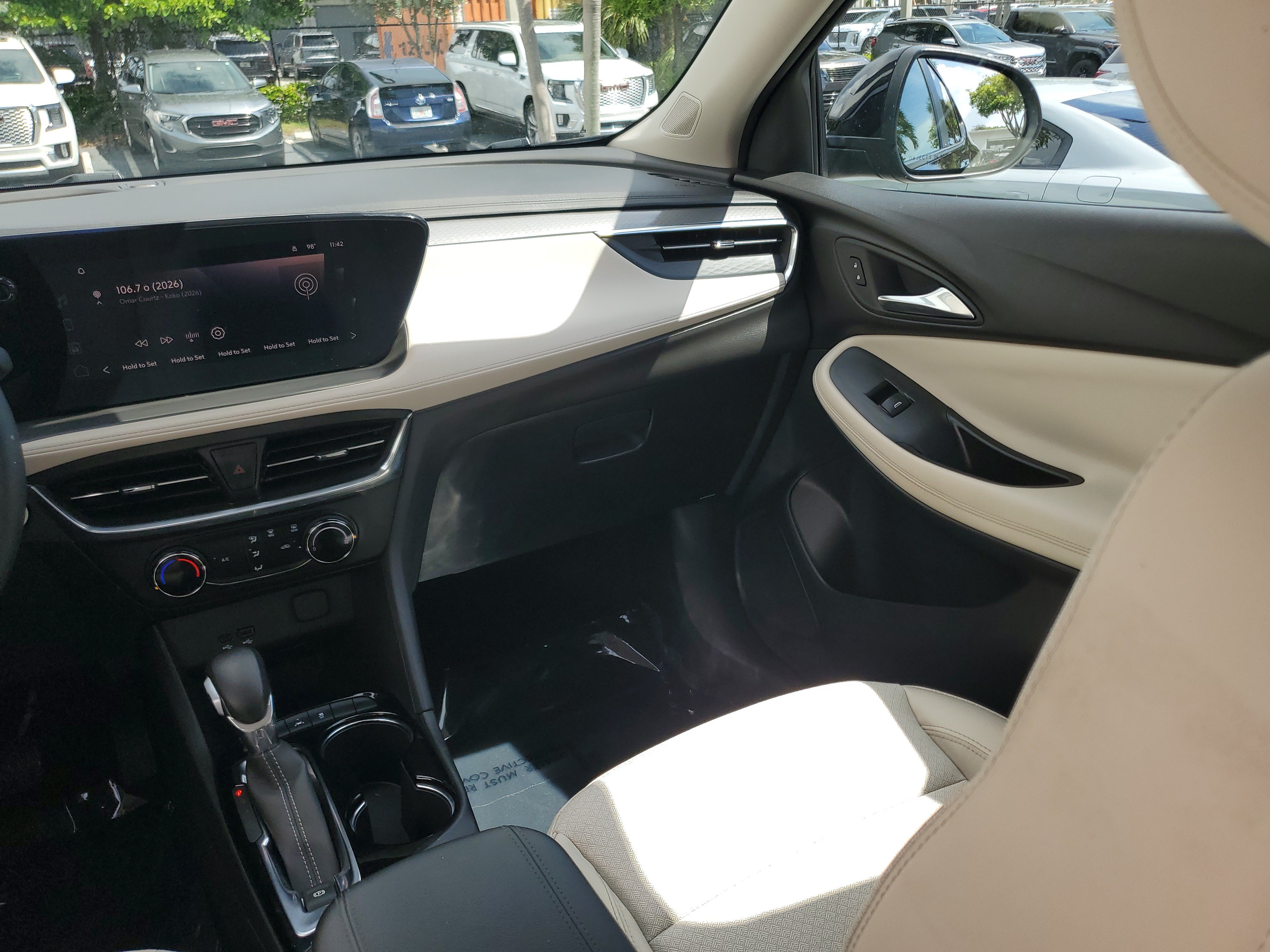 Certified 2024 Buick Encore GX Preferred FWD image 15
