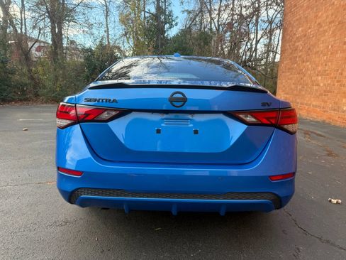 Used 2020 Nissan Sentra SV w/ Lighting Package image 9