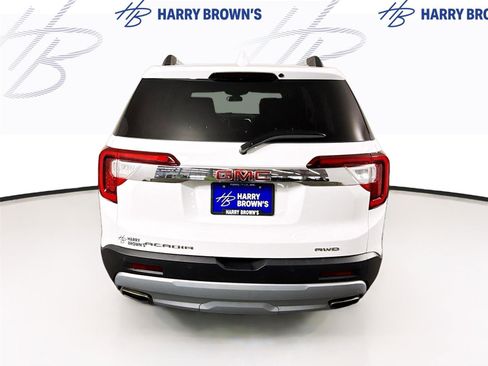 Used 2023 GMC Acadia SLT w/ Technology Package image 32