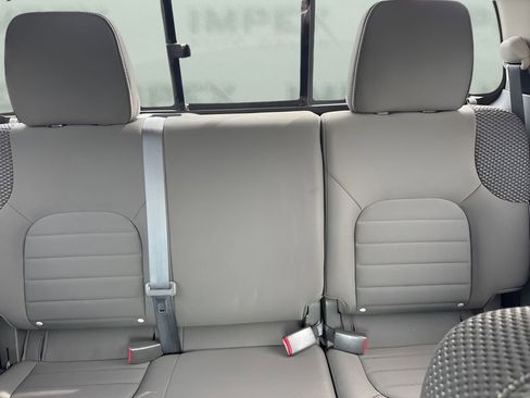 Used 2019 Nissan Frontier Desert Runner image 10