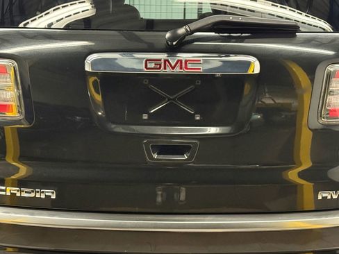 Used 2013 GMC Acadia Denali image 11