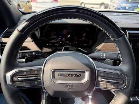 Used 2026 GMC Acadia Denali w/ Super Cruise Package AWD/4WD image 20
