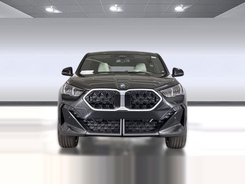 New 2026 BMW X2 xDrive28i w/ Convenience Package AWD/4WD image 6