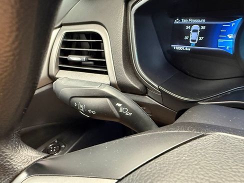 Used 2019 Ford Fusion SE FWD image 44