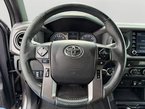Used 2021 Toyota Tacoma TRD Sport AWD/4WD image 19