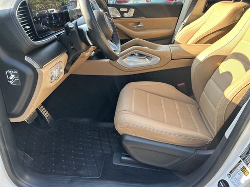 Certified 2024 Mercedes-Benz GLS 450 4MATIC image 22