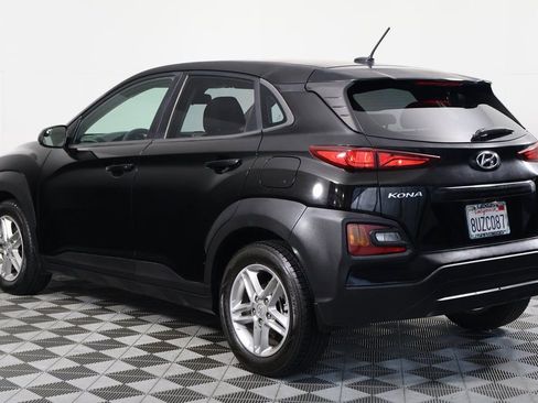 Used 2021 Hyundai Kona SE w/ Cargo Package image 6