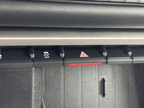 Used 2022 Toyota Tundra Limited image 37