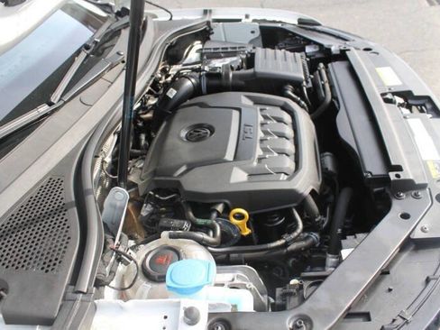 Used 2022 Volkswagen Tiguan S image 15