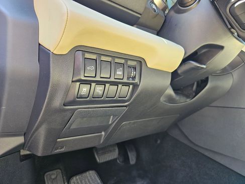 Used 2019 Subaru Ascent Limited w/ Popular Package #2A AWD/4WD image 21