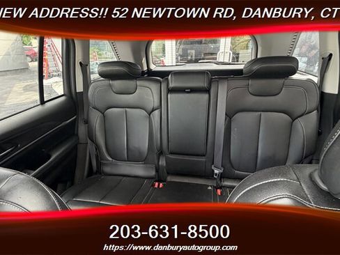 Used 2023 Jeep Grand Cherokee 4WD 4xe image 15