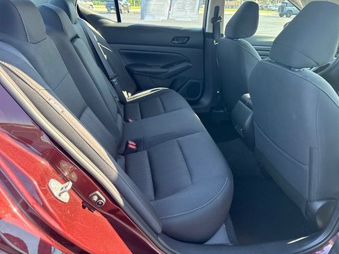 Used 2025 Nissan Altima 2.5 SV FWD image 16