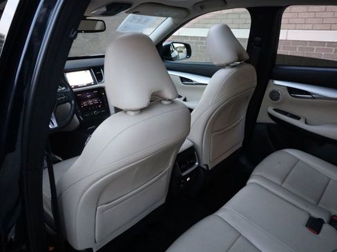 Used 2019 INFINITI QX50 Essential w/ Proactive Package image 8