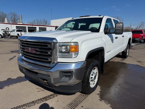 Used 2015 GMC Sierra 2500 4x4 Crew Cab image 1