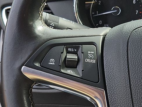Certified 2019 Buick Encore Preferred FWD image 20
