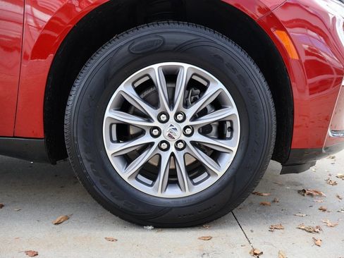 Certified 2024 Buick Enclave Premium image 45