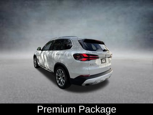 Used 2025 BMW X5 xDrive50e AWD/4WD image 5