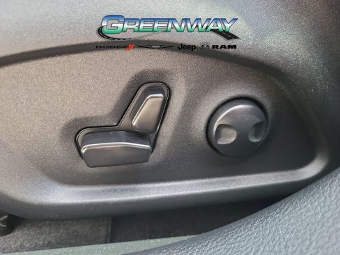 Used 2024 Jeep Compass Limited AWD/4WD image 15