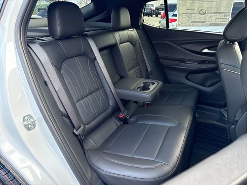 New 2026 Buick Envista Avenir FWD image 37