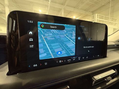 Used 2025 Lincoln Aviator Reserve w/ Illumination Package AWD/4WD image 18