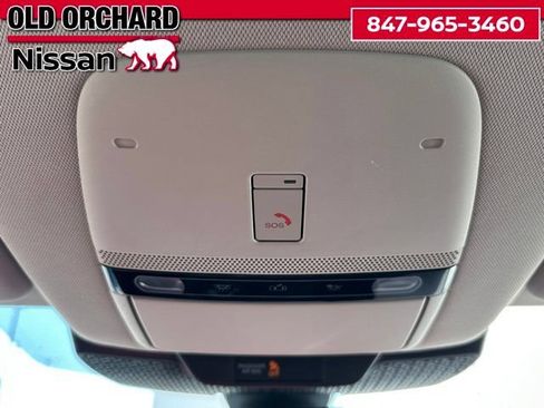Used 2023 Nissan Ariya AWD image 18