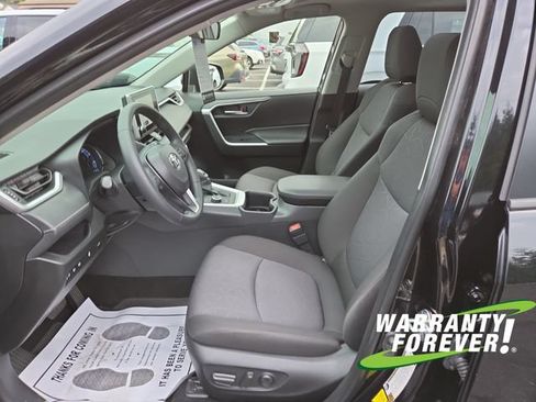 Used 2025 Toyota RAV4 XLE w/ Convenience Package AWD/4WD image 14