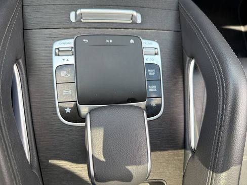 Used 2020 Mercedes-Benz GLE 350 4MATIC image 18