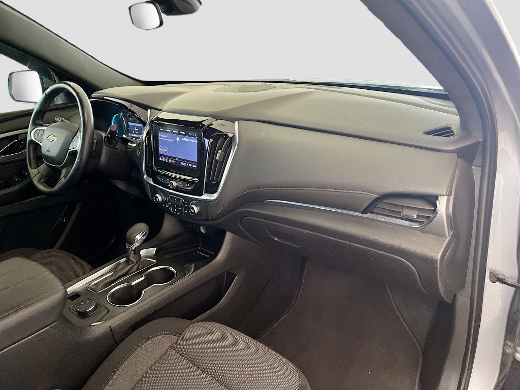 Used 2023 Chevrolet Traverse LT FWD image 31