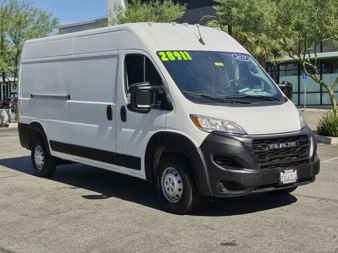 Used 2023 RAM ProMaster 2500 FWD image 4