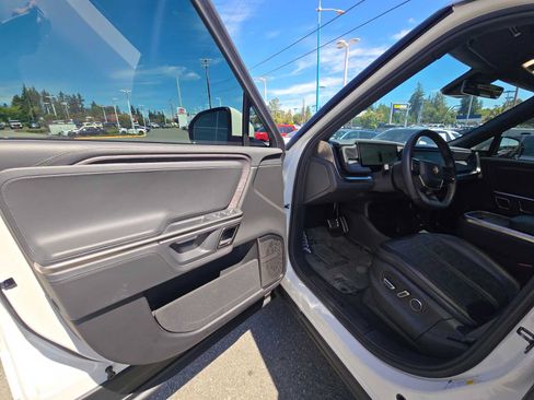 Used 2024 Rivian R1S Adventure Quad AWD/4WD image 20