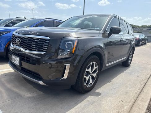 Used 2020 Kia Telluride EX w/ Towing Package FWD image 1