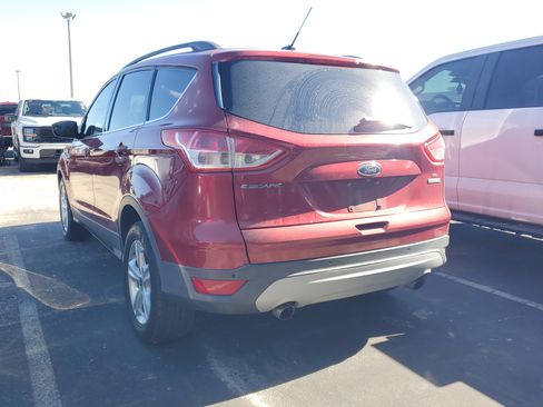 Used 2016 Ford Escape SE w/ Equipment Group 201A image 4