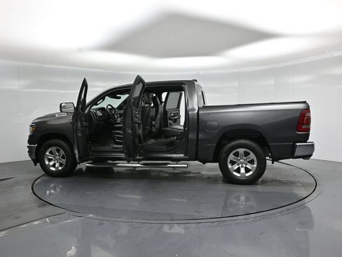 Used 2023 RAM 1500 Laramie AWD/4WD image 32