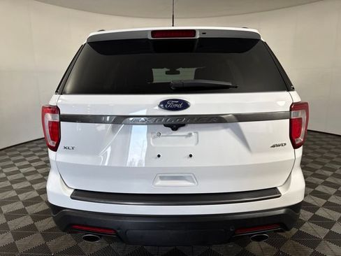 Certified 2019 Ford Explorer XLT w/ Equipment Group 202A AWD/4WD image 24