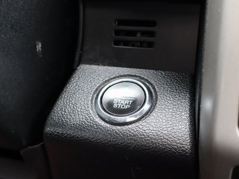 Used 2019 Ford F150 Lariat w/ Equipment Group 502A Luxury image 33