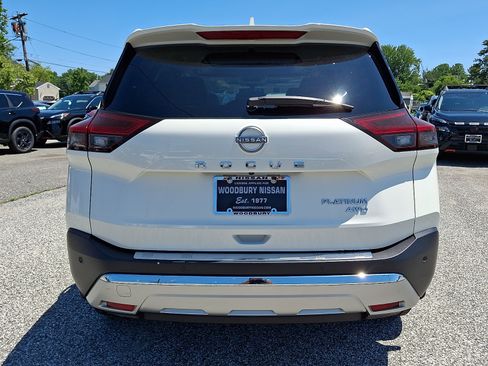 Certified 2023 Nissan Rogue Platinum w/ Platinum Premium Package AWD/4WD image 5