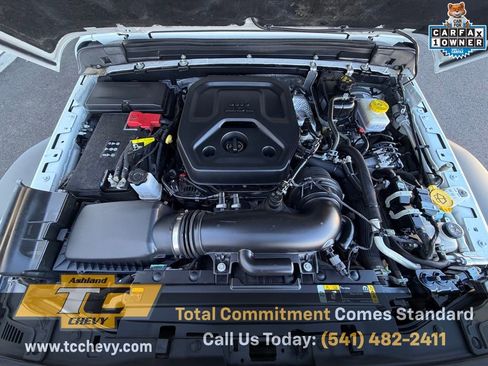 Used 2024 Jeep Wrangler Sport S image 25