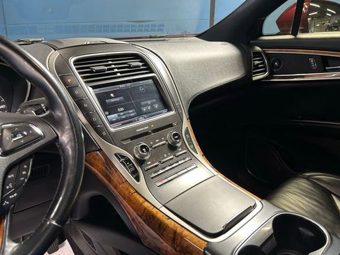 Used 2016 Lincoln MKX Select w/ Select Plus Package FWD image 25