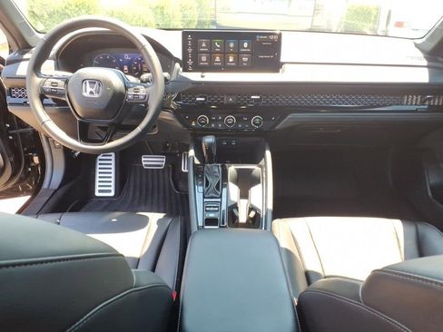 Used 2025 Honda Accord Sport image 8