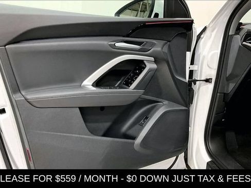Certified 2025 Audi Q5 Premium w/ Convenience Package AWD/4WD image 13