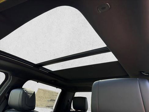 New 2026 Toyota Tundra Platinum AWD/4WD image 19