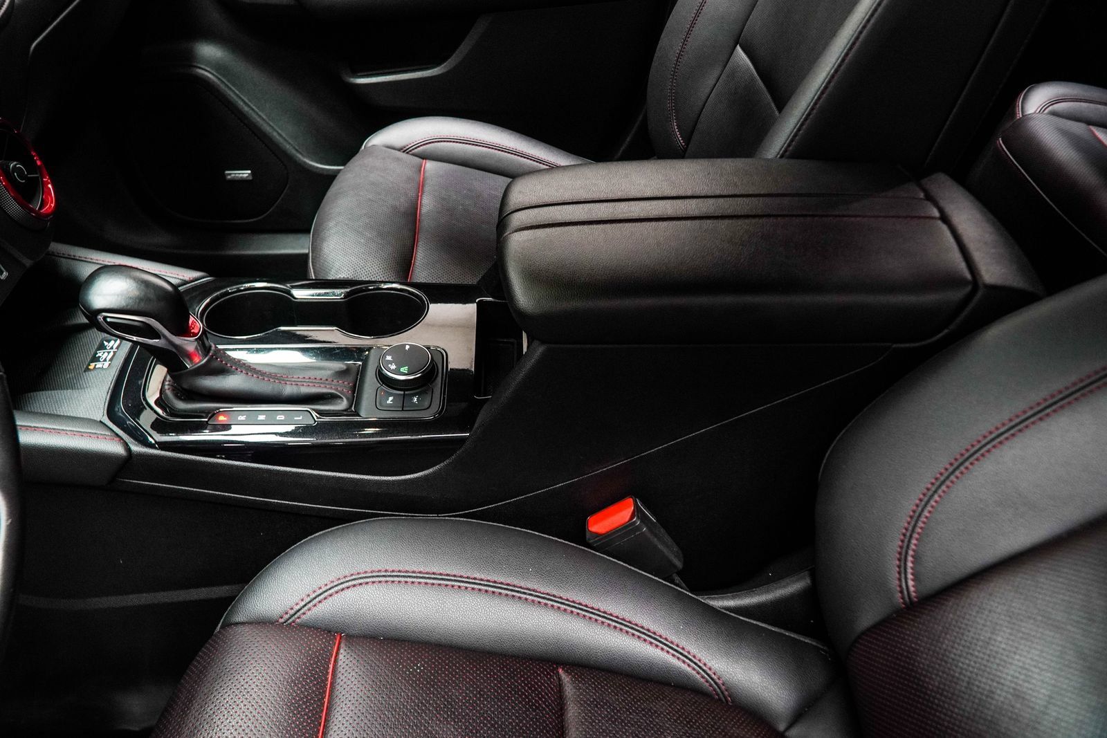 Used 2022 Chevrolet Blazer RS w/ Enhanced Convenience Package FWD image 21
