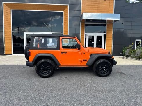 Certified 2025 Jeep Wrangler Sport AWD/4WD image 7