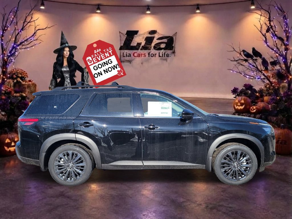 New 2026 Nissan Pathfinder SL AWD/4WD image 2