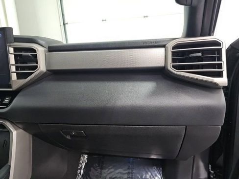 Used 2026 Toyota Sequoia Limited AWD/4WD image 44