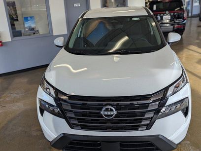 New 2026 Nissan Rogue SV w/ Cold Weather Package